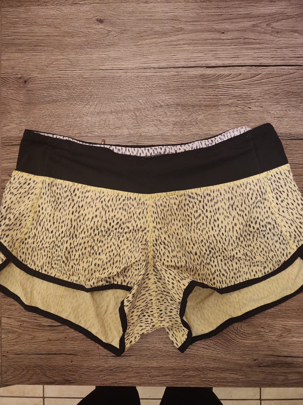 lululemon athletica Yellow Printed Athletic Shorts with Black Waistband